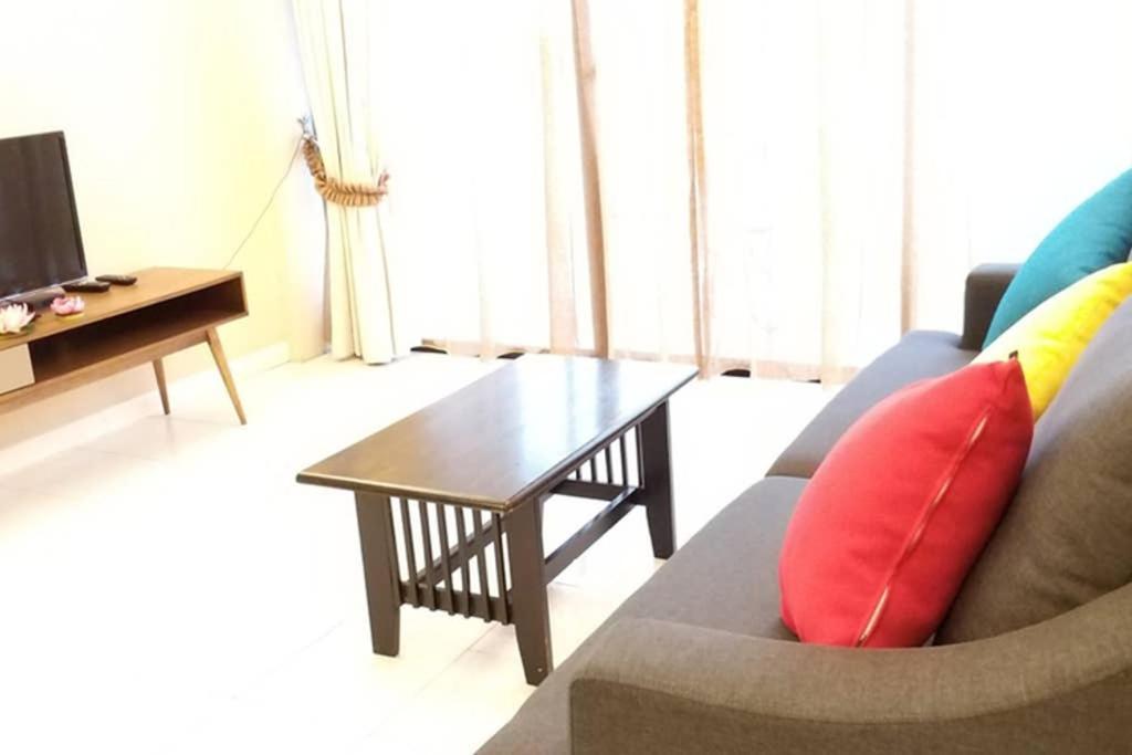 Poolview Resort Batu Ferringhi 502 - 2 Rooms Luaran gambar