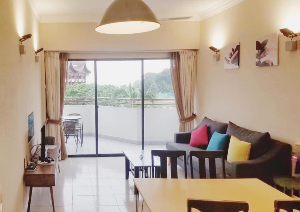 Poolview Resort Batu Ferringhi 502 - 2 Rooms Luaran gambar